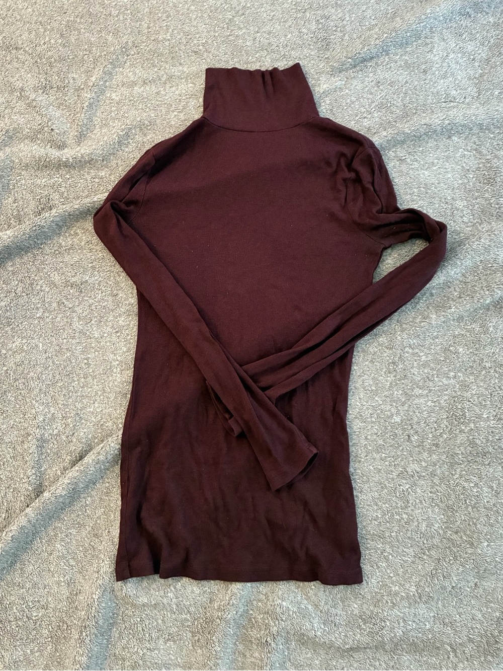 a new day Ribbed Turtleneck Sweater in Burgundy